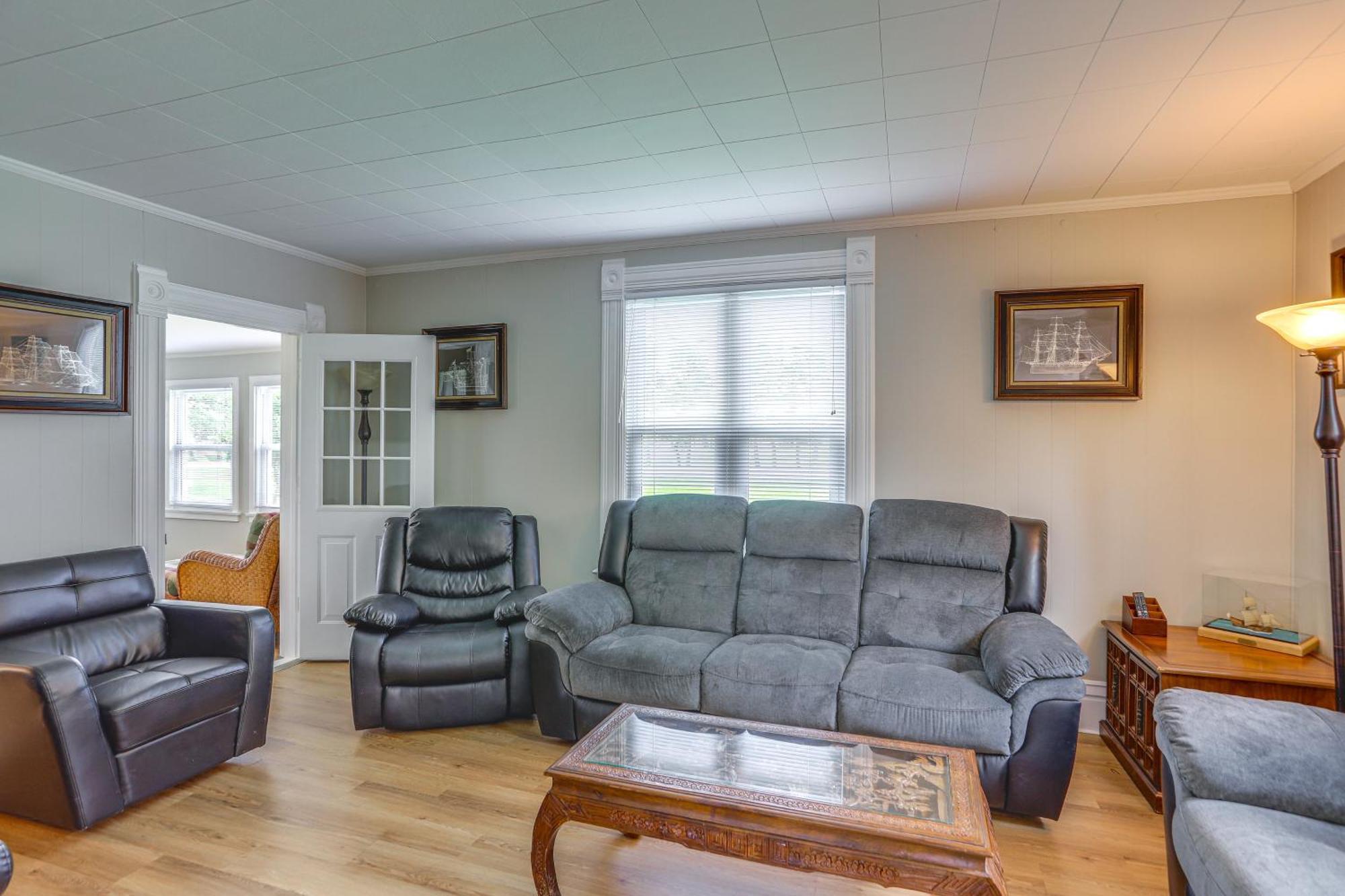 Welcoming Port Clinton Vacation Rental! 외부 사진