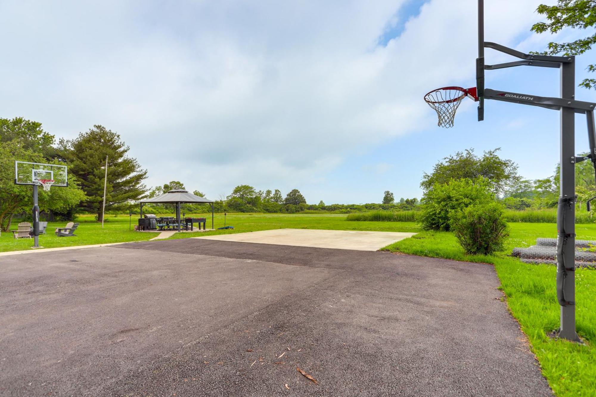 Welcoming Port Clinton Vacation Rental! 외부 사진